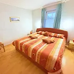 Appartamento Nele 1 - Fuer 4 Personen In Wiek Direkt Am Bodden Mit Terrasse *