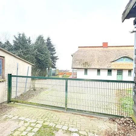 Nele 1 - Fuer 4 Personen In Wiek Direkt Am Bodden Mit Terrasse Appartement